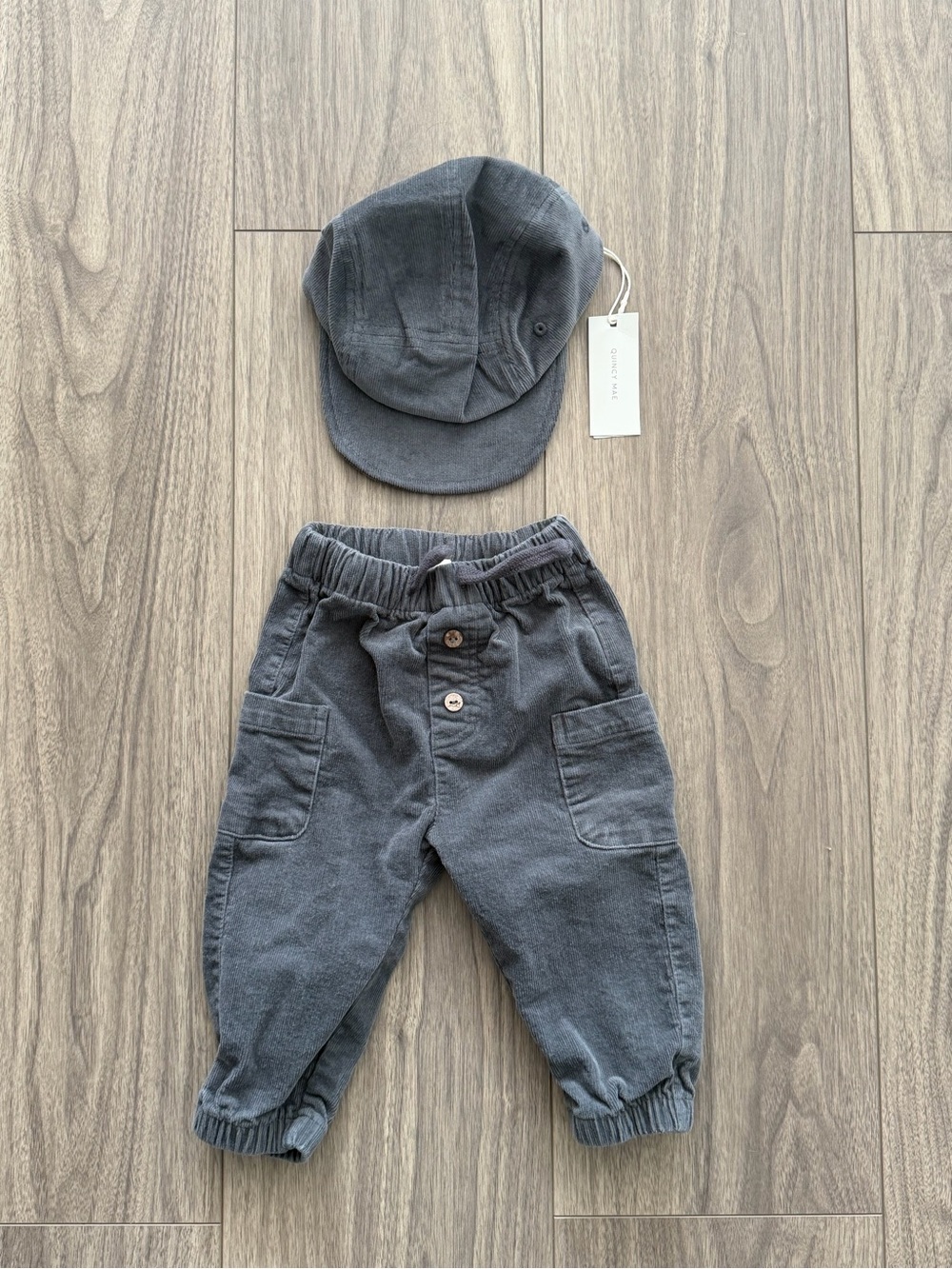 Quincy Mae Baby Elastic-Waist Gray Cargo Jogger Pants + Hat
